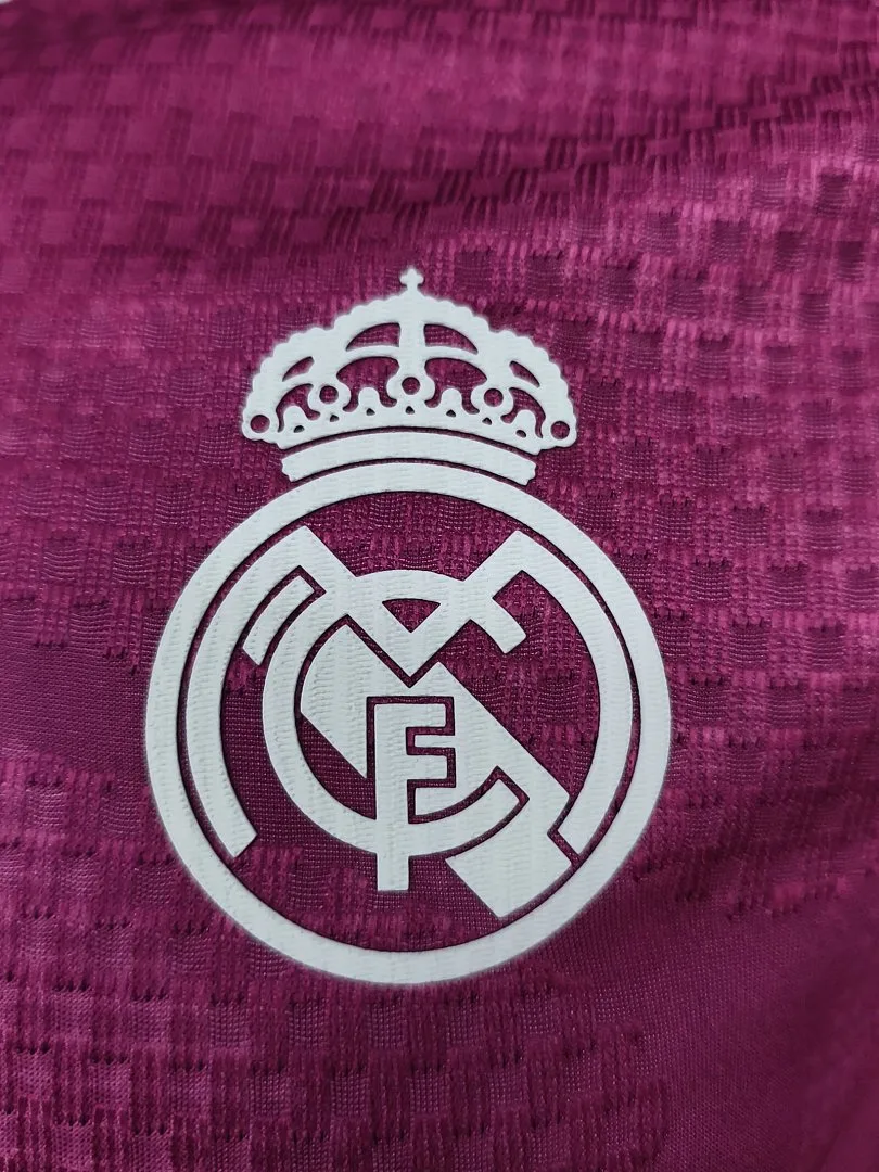 Real Madrid 2026/27 Maillot Red — 1
