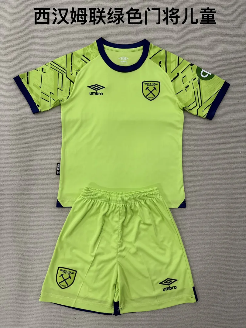 West Ham United 2025/26 Goalkeeper Kids Kit Green — 2