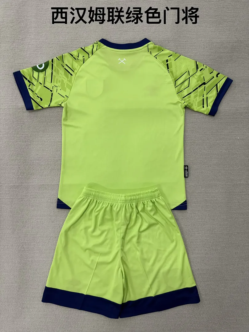 West Ham United 2025/26 Goalkeeper Kids Kit Green