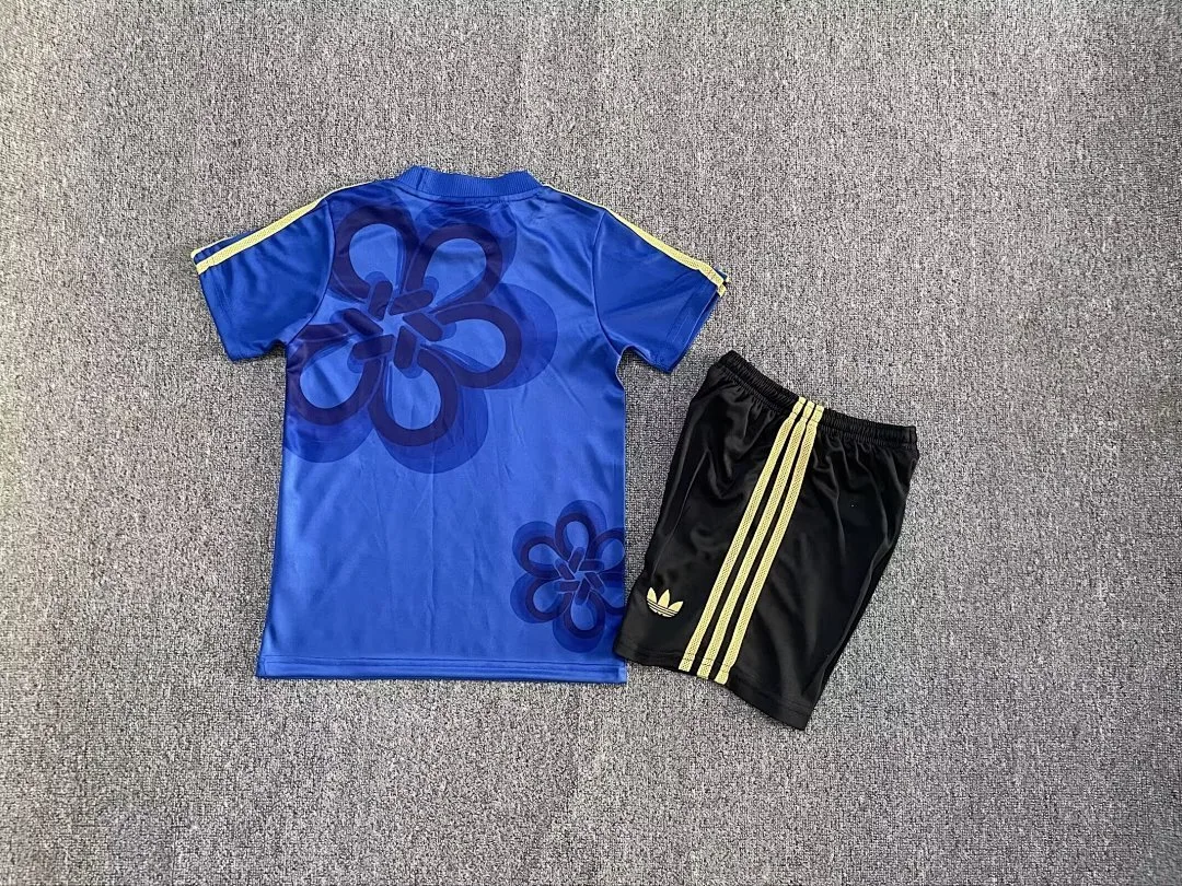 Real Madrid 2025/26 Set Kinder Sonderedition