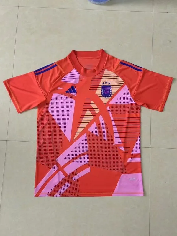 Argentina 2024/25 Goalkeeper Shirt Red — 1