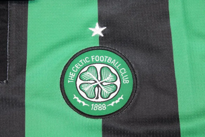 Celtic 2005/06 Away Shirt — 1