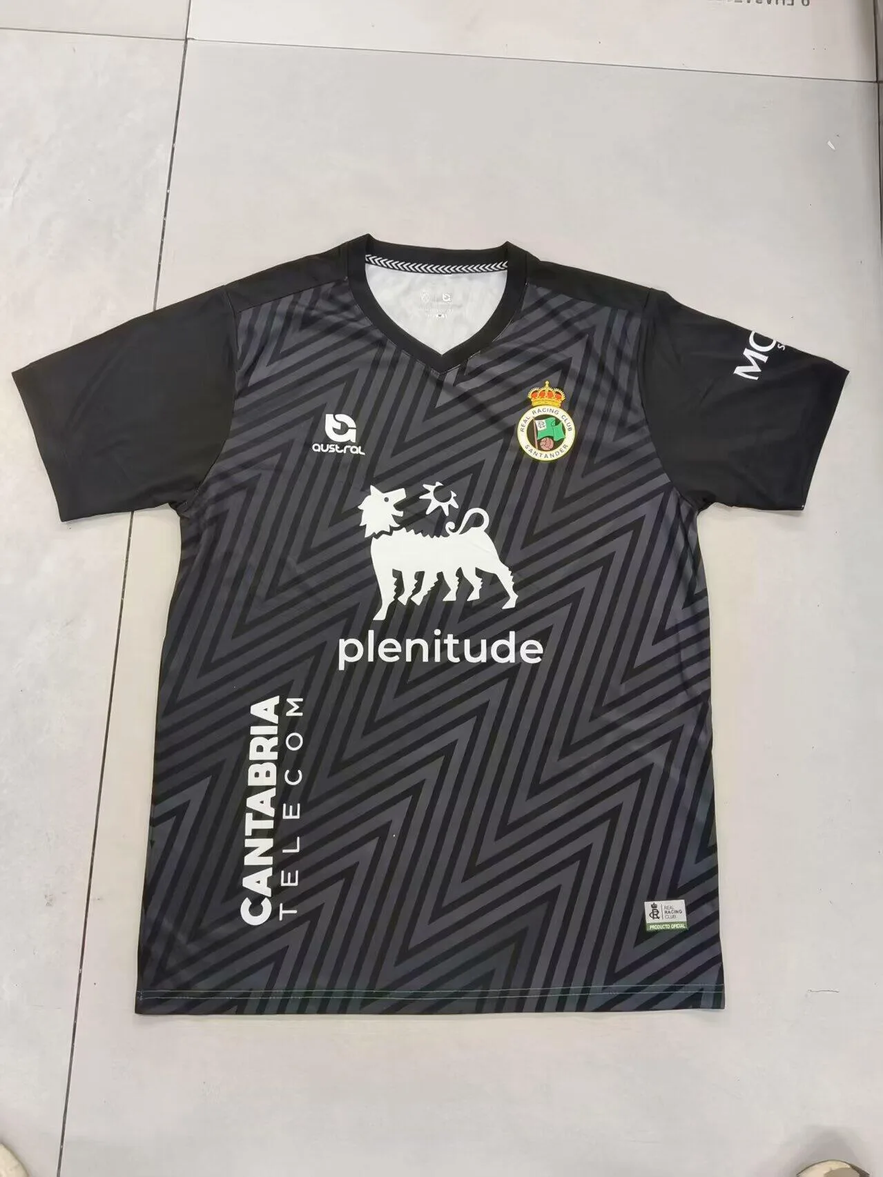 Racing Santander 2024/25 Goalkeeper Shirt Black