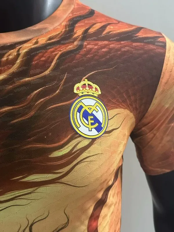 Real Madrid 2025/26 Camiseta Versión Jugador Edición Especial Orange