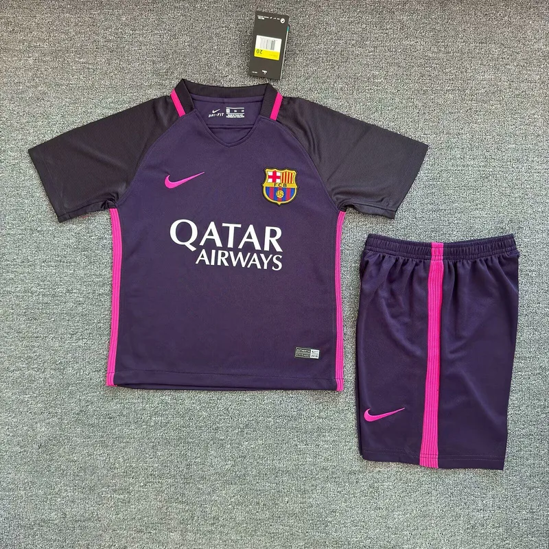 Barcelona 2016/17 Away Kids Kit — 1