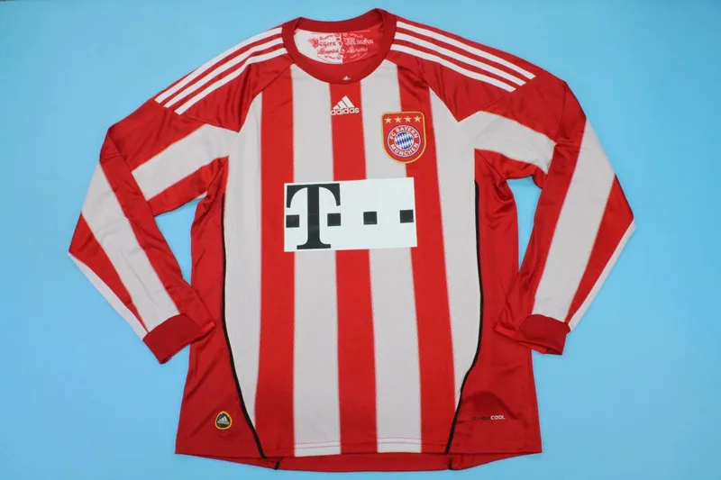 Bayern Munich 2010/11 Home Shirt Long Sleeve — 1
