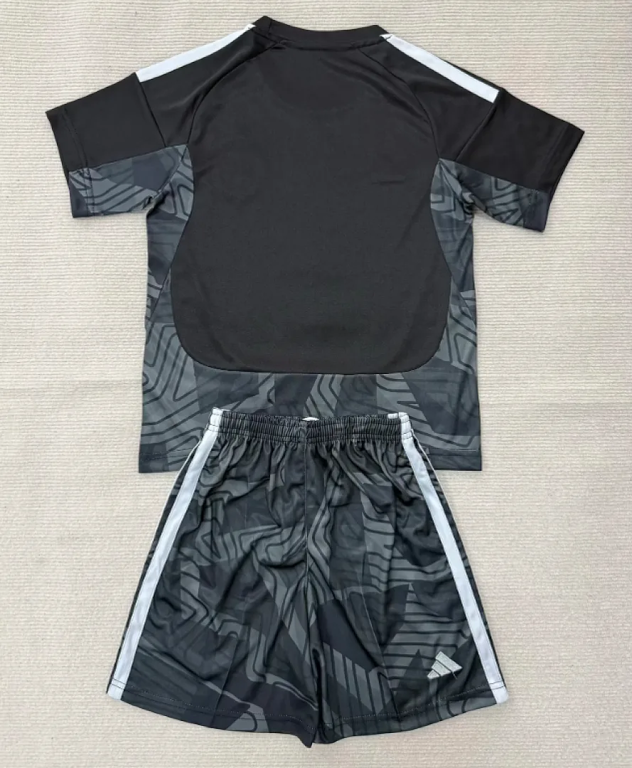 Celtic 2026/27 Goalkeeper Kids Kit Black