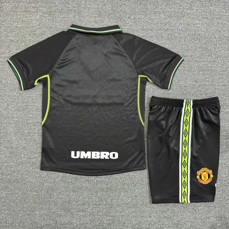 Manchester United 1998/99 Third Kids Kit — 2