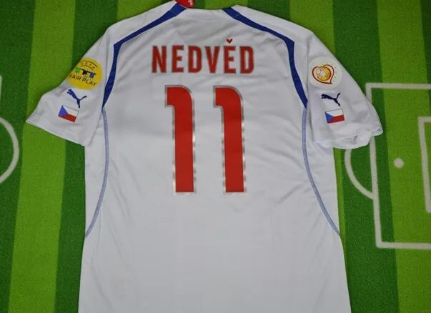 Czech Republic 2004 Away Shirt