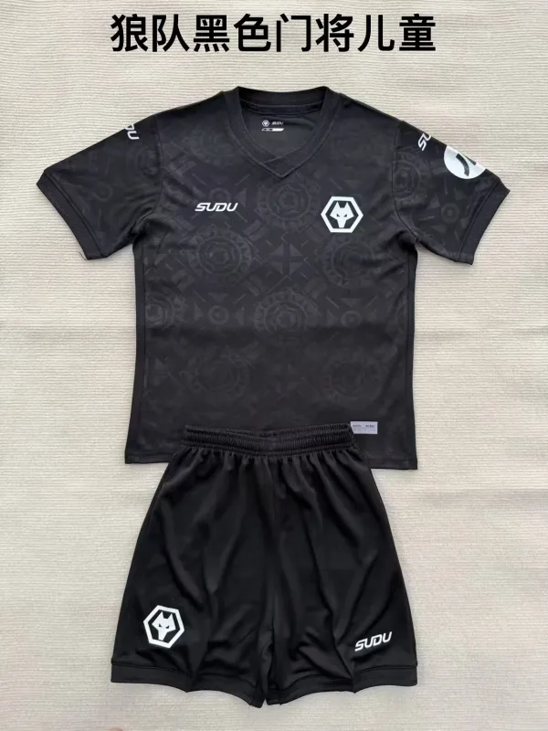 Wolverhampton Wanderers 2025/26 Goalkeeper Kids Kit Black — 2