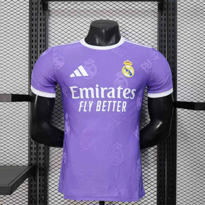 Real Madrid 2025/26 Camiseta Versión Jugador Purple