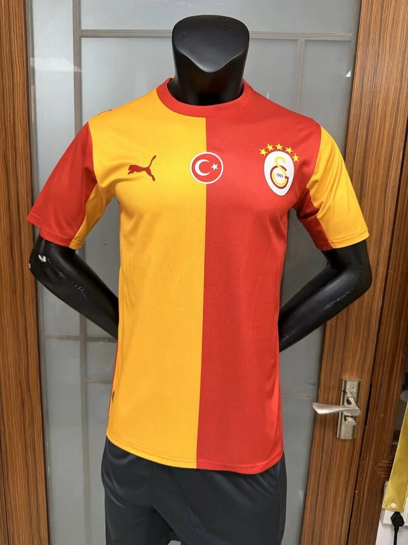 Galatasaray 2026/27 Home Shirt Short Sleeve