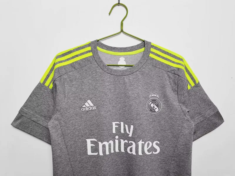 Real Madrid 2015/16 Segunda Equipación Camiseta — 2