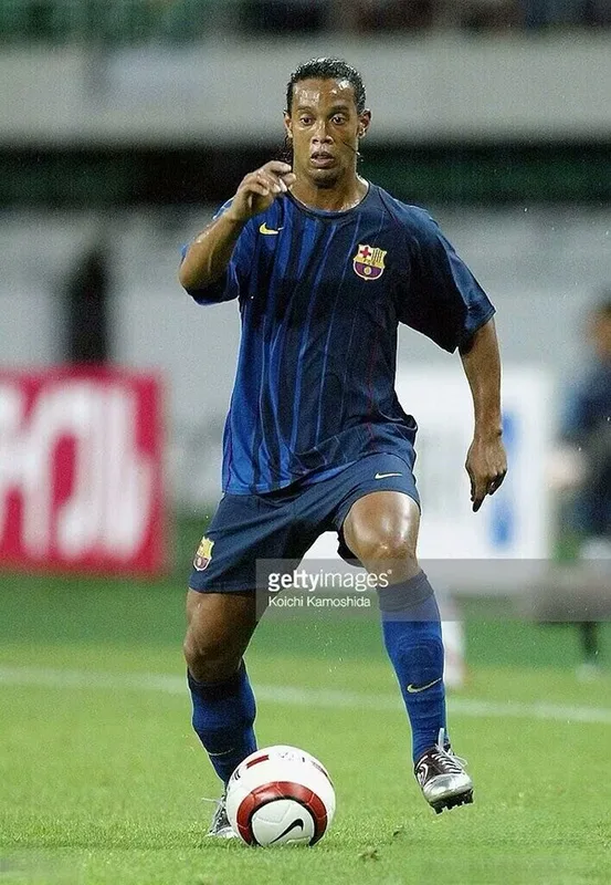 Barcelona 2004/05 Auswärts Trikot Blue — 1
