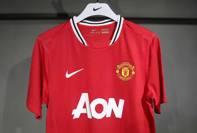 Manchester United 2011/12 Home Shirt Player Version — 2