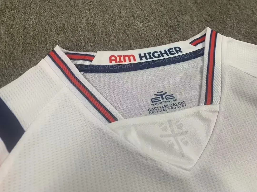 Cagliari 2026/27 Extérieur Maillot Version Joueur