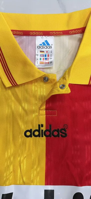 Galatasaray 1996/97 Home Shirt