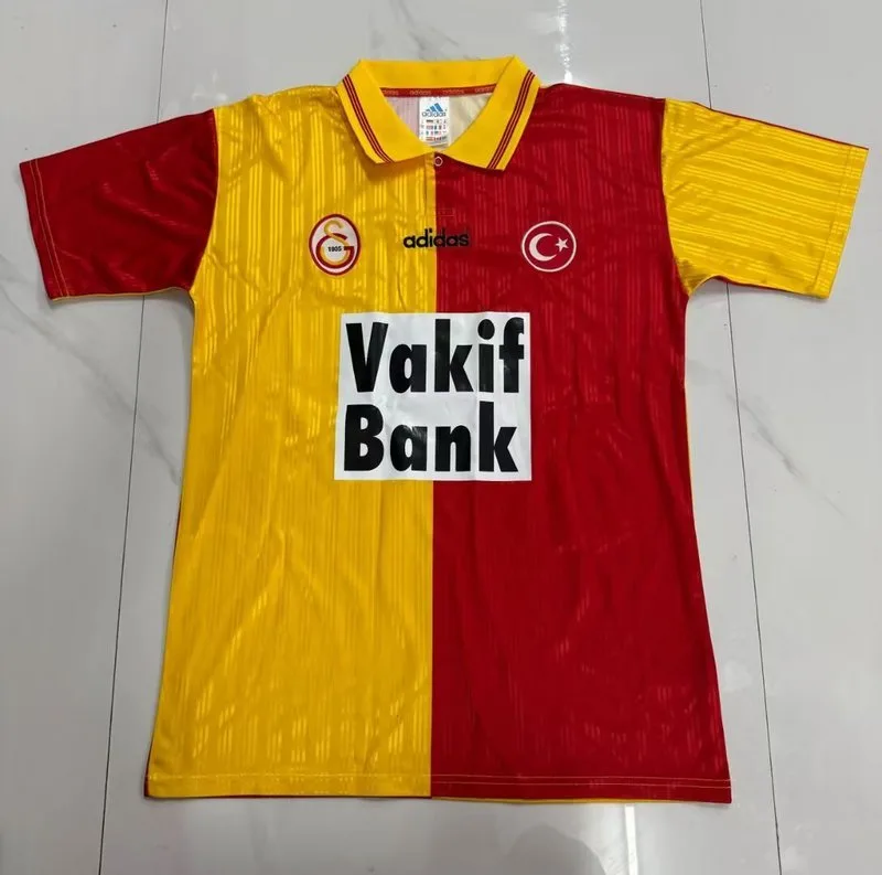 Galatasaray 1996/97 Home Shirt — 2