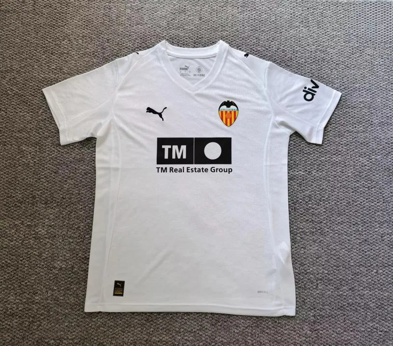 Valencia 2025/26 Domicile Maillot