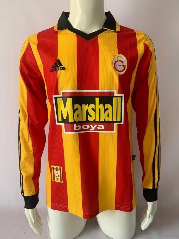 Galatasaray 1999/00 Home Shirt Long Sleeve