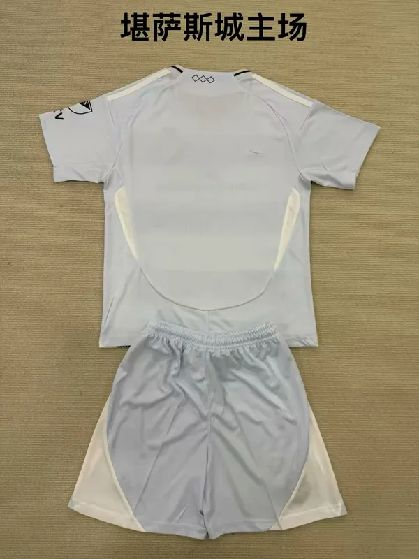 Sporting Kansas City 2025/26 Home Kids Kit