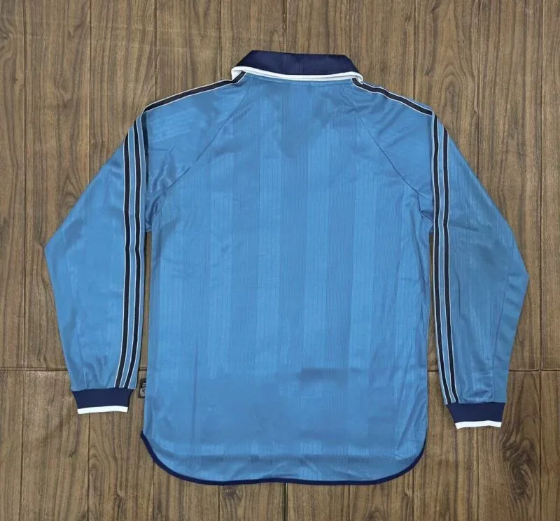 Real Madrid 1999/00 Third Shirt Long Sleeve Blue