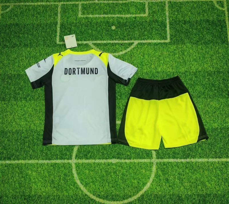 Borussia Dortmund 2025/26 Away Kids Kit — 2