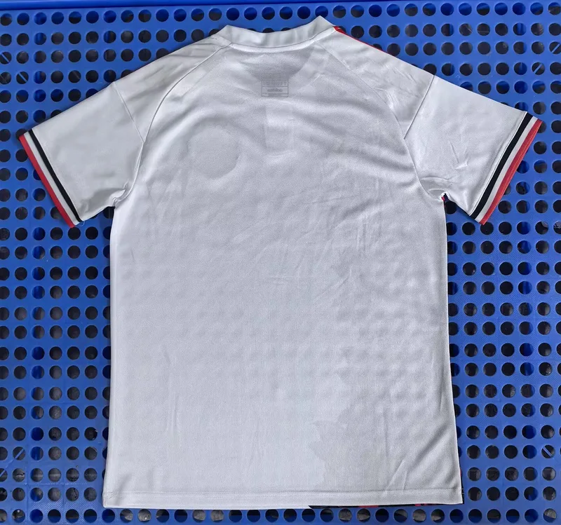 Manchester United 2025/26 Camiseta Edición Especial M-U — 1