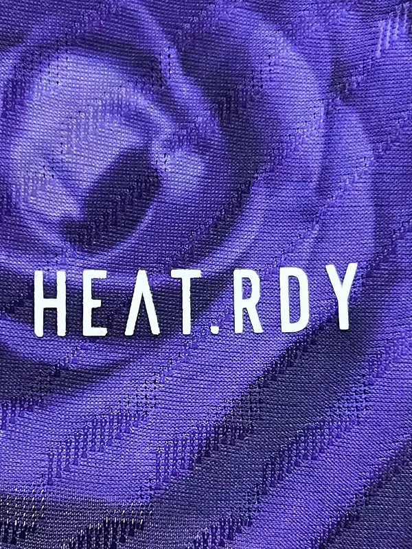 Real Madrid 2025/26 Camiseta Versión Jugador Purple Snake — 2