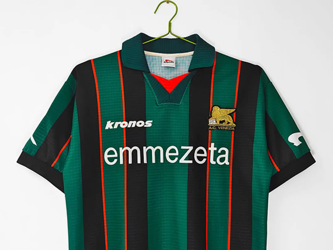 Venezia 1999/00 Domicile Maillot — 2