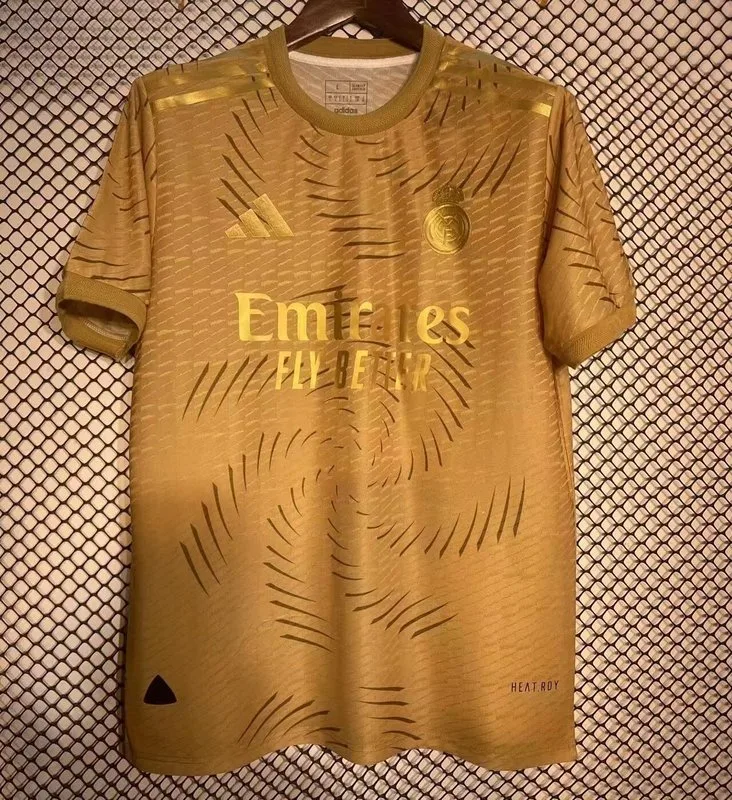 Real Madrid 2024/25 Camiseta Edición Especial Gold