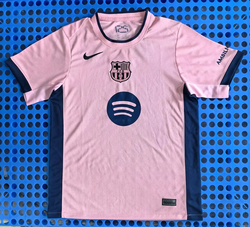 Barcelona 2025/26 Shirt Pink — 1