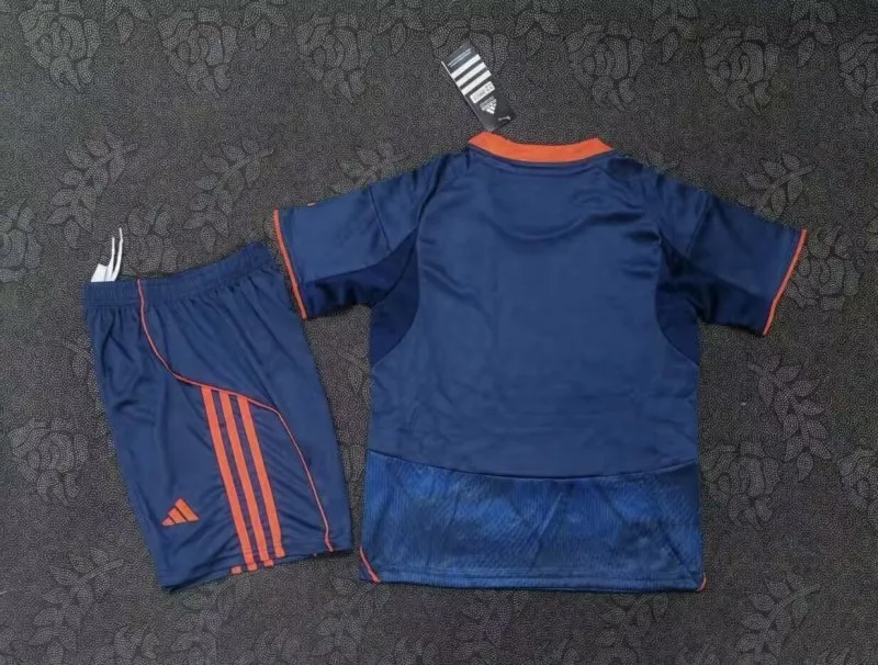 Nottingham Forest 2025/26 Third Kids Kit — 2