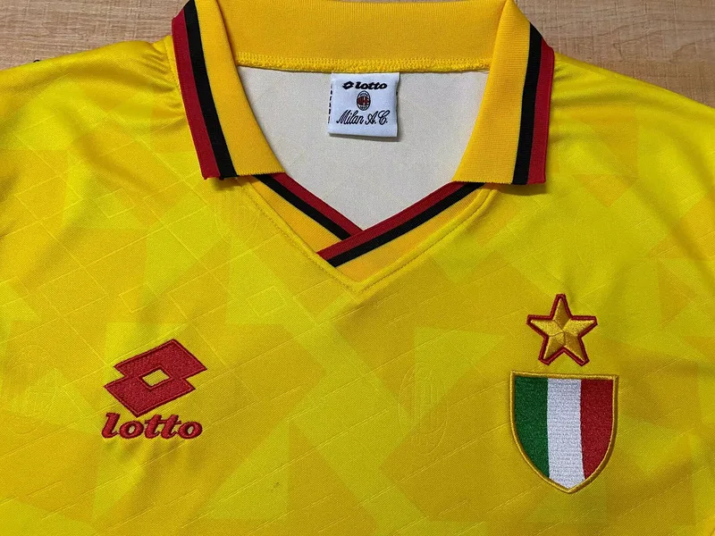 AC Milan 1994/95 Away Shirt Long Sleeve Yellow — 2