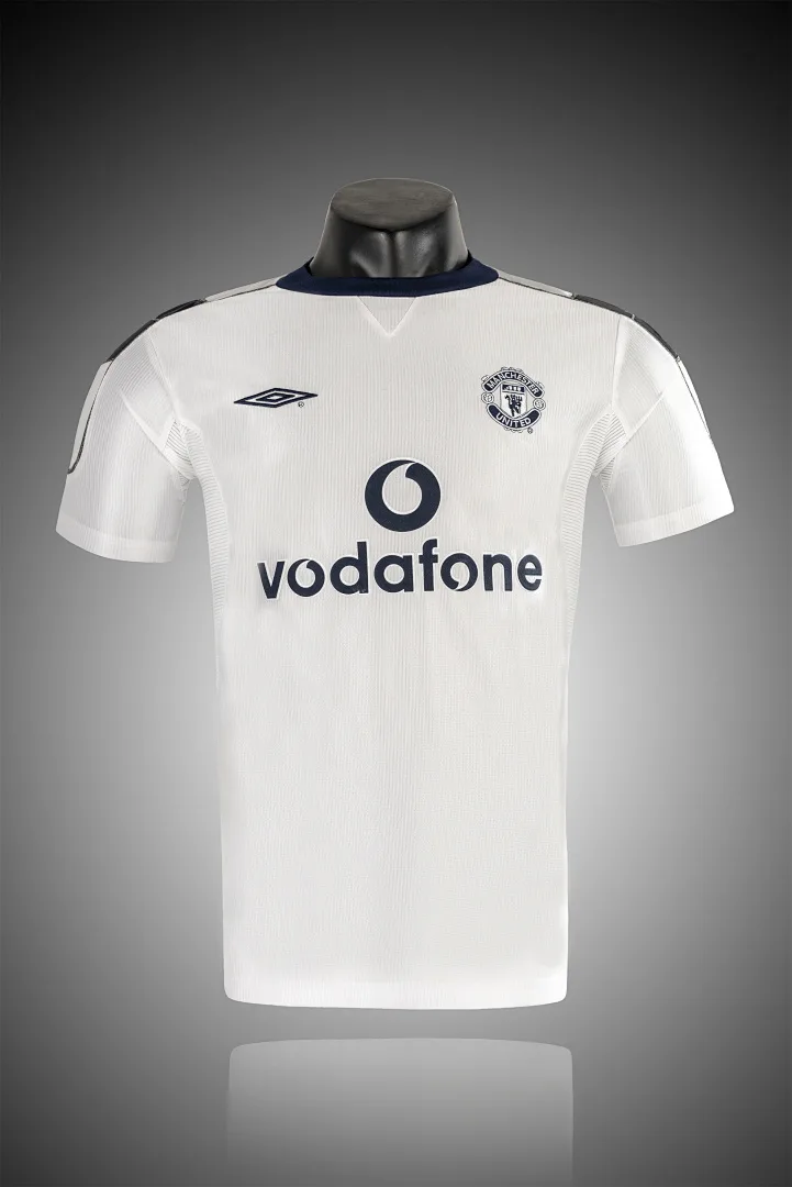 Manchester United 2000/01 Away Shirt White — 2