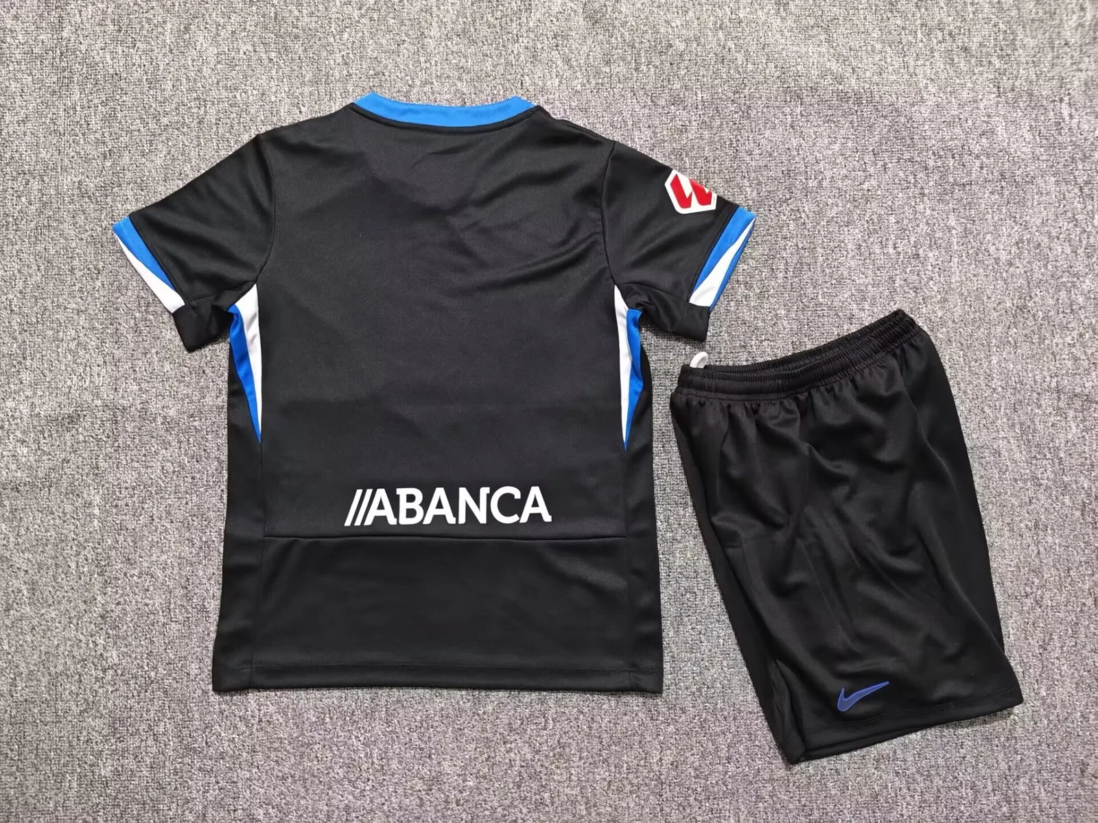 Deportivo La Coruña 2026/27 Away Kids Kit — 2