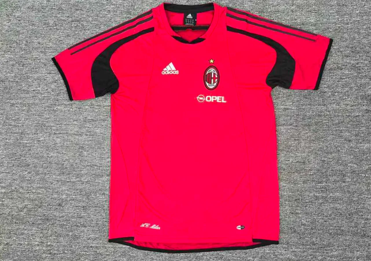 AC Milan 2004/05 Training Shirt Red — 1
