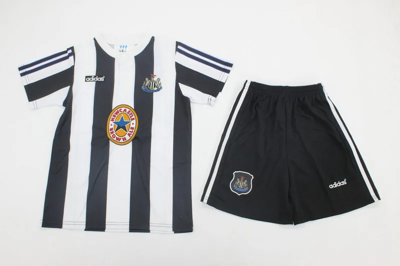 Newcastle United 1995/97 Primera Equipación Conjunto de Niño