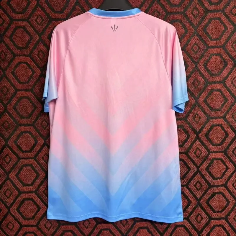 Venezia 2024/25 Goalkeeper Shirt Pink