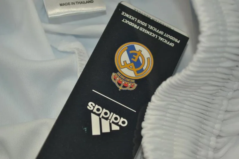Real Madrid 2011/12 Heim Trikot — 2
