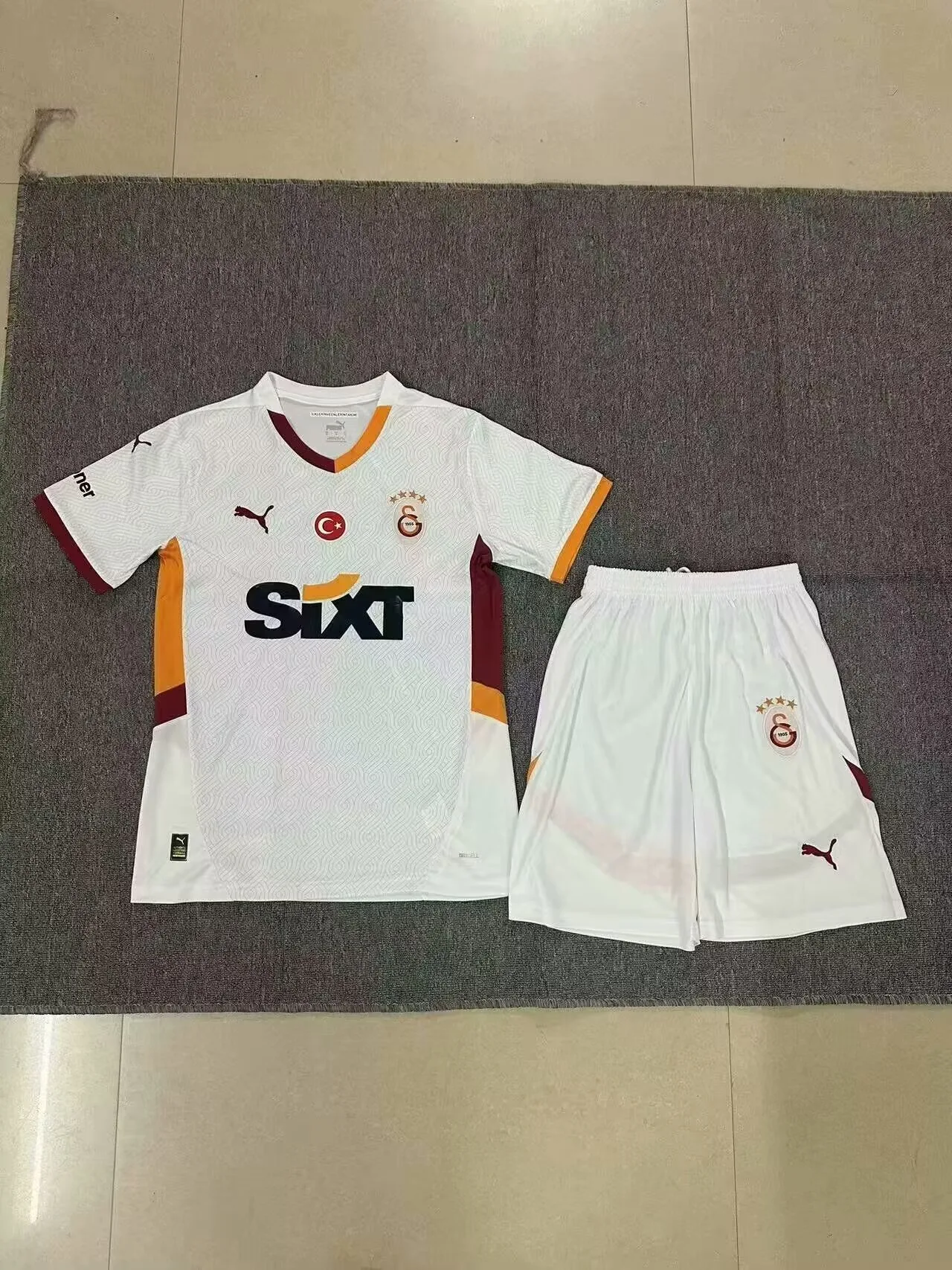 Galatasaray 2024/25 Extérieur Ensemble Enfant — 1