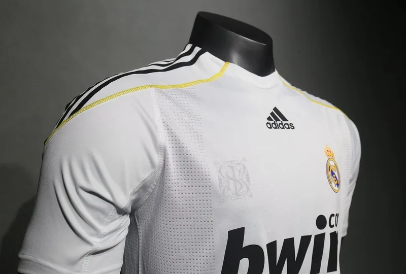 Real Madrid 2009/10 Heim Trikot Spielerversion — 2