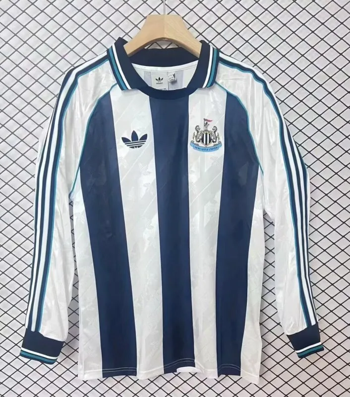 Newcastle United 2025/26 Maillot Manches Longues Édition Spéciale — 1