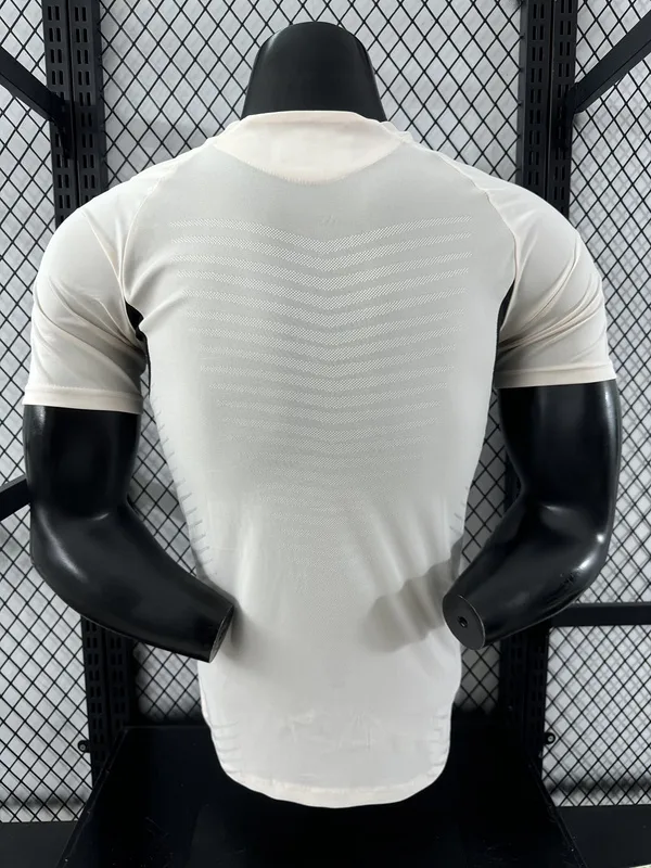 Real Madrid 2025/26 Camiseta Versión Jugador Edición Especial White