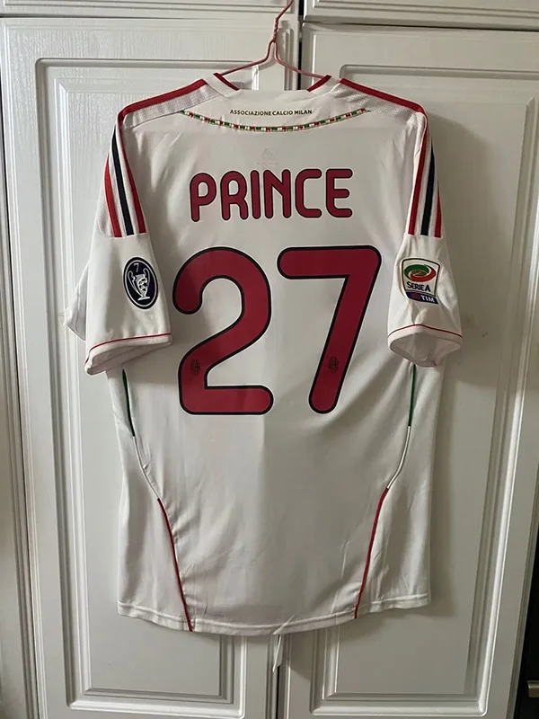 AC Milan 2011/12 Away Shirt — 1