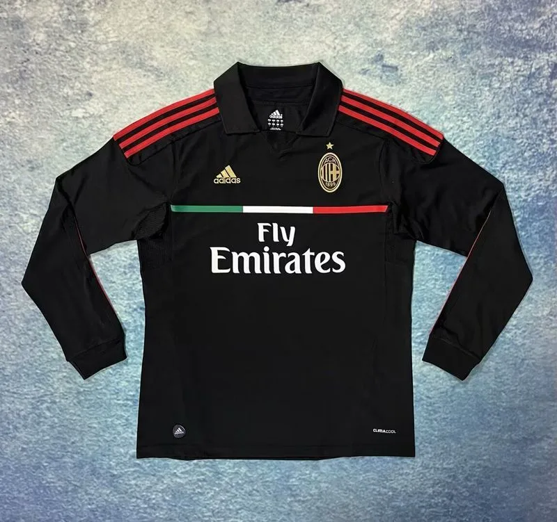 AC Milan 2011/12 Away Shirt Long Sleeve Black — 1