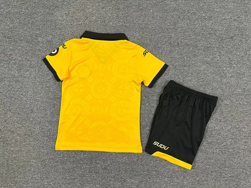 Wolverhampton Wanderers 2025/26 Home Kids Kit