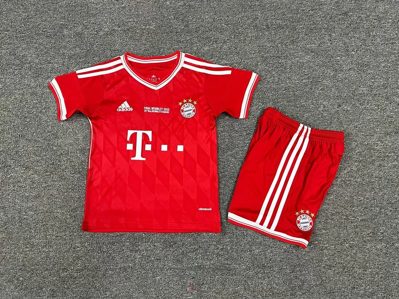 FC Bayern München 2012/13 Heim Set Kinder Champions League — 1