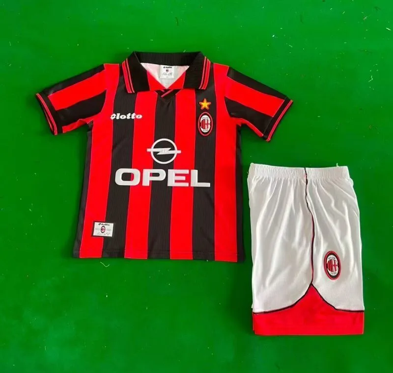 AC Milan 1997/98 Home Kids Kit