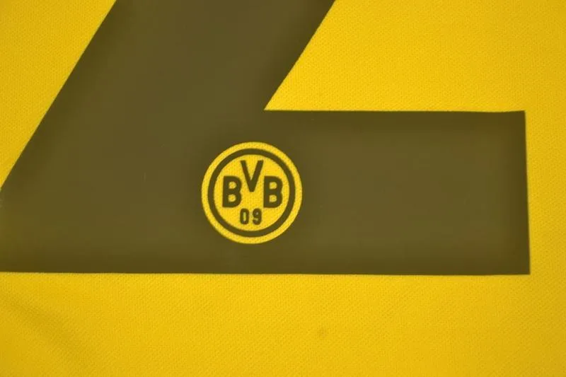 Borussia Dortmund 2001/02 Shirt Champions League — 1